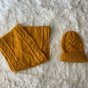 Hat and scarf set!
